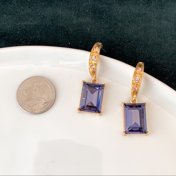 Oscar de la Renta statement earrings - Picture 2 of 5